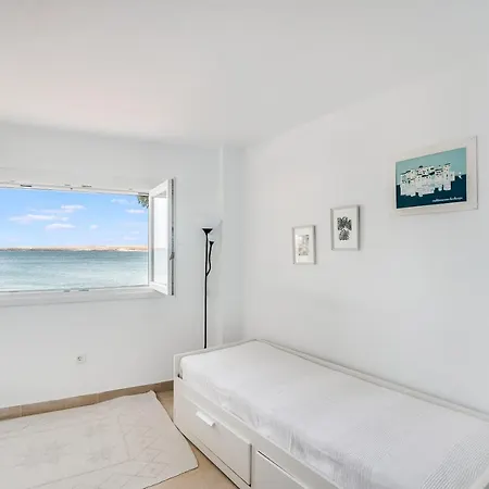 Casa Daura Playa De Front アパート